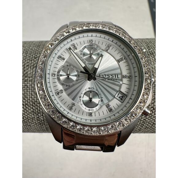 Fossil Watch Womens 37mm Pave Bezel Decker Chrono Date Silver Tone New Battery - Picture 4 of 11